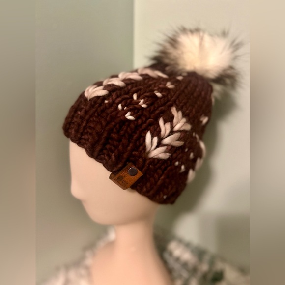 Hand knit beanie - Picture 2 of 2